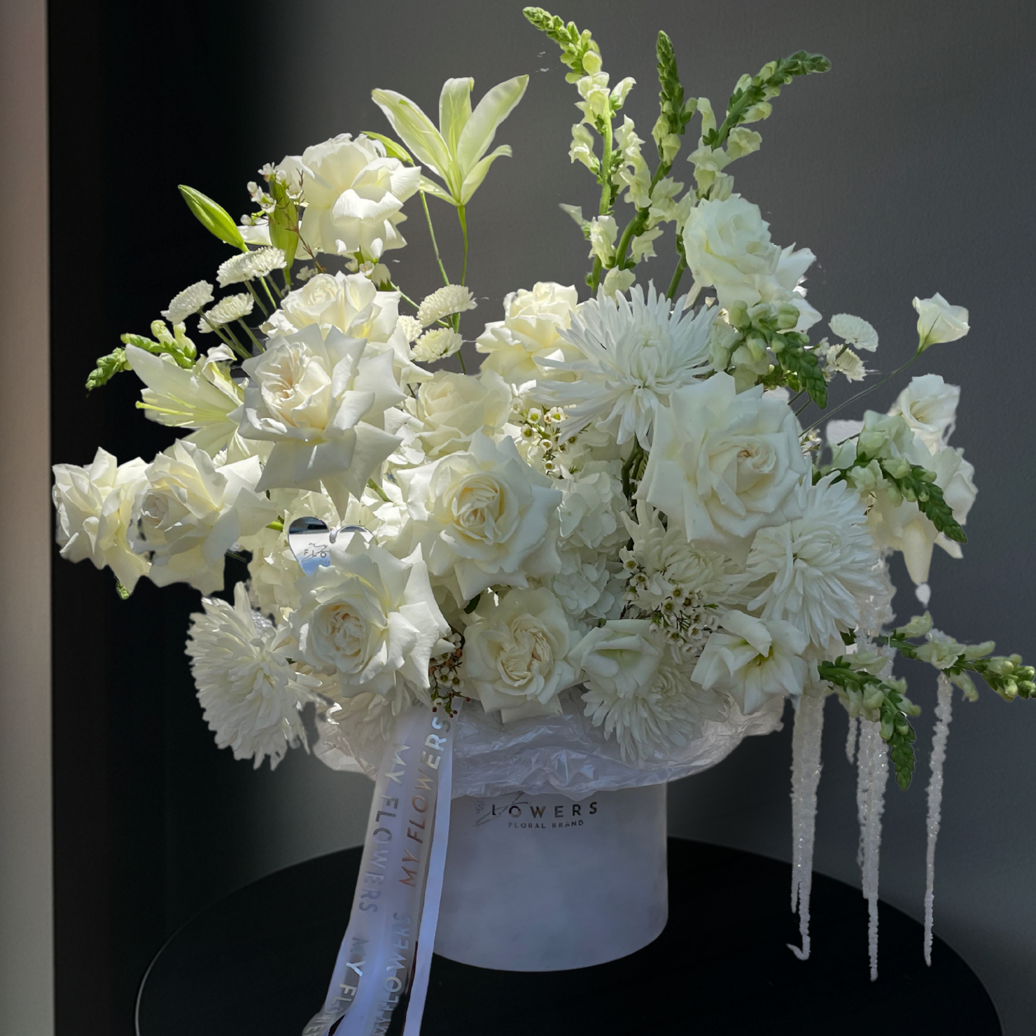 Цветы в коробке